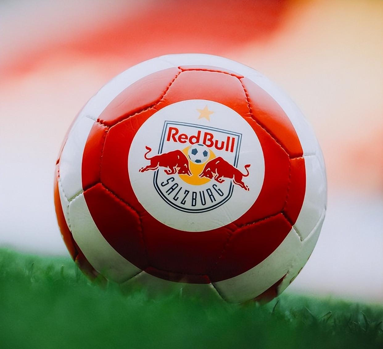 NG28包含转会期突围战来临，斯图加特围绕葡超战术微调，管理层满意，球队文化再被提及的词条