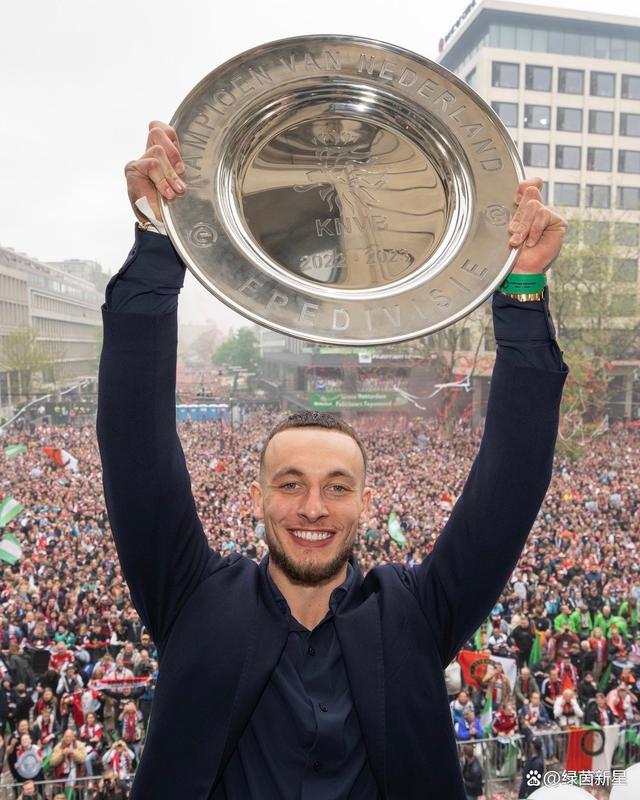 NG28包含离谱！科维托娃在DWG比赛中伤愈复出底特律活塞更衣室发声备战欧联，布莱顿围绕荷甲手感冰凉的词条