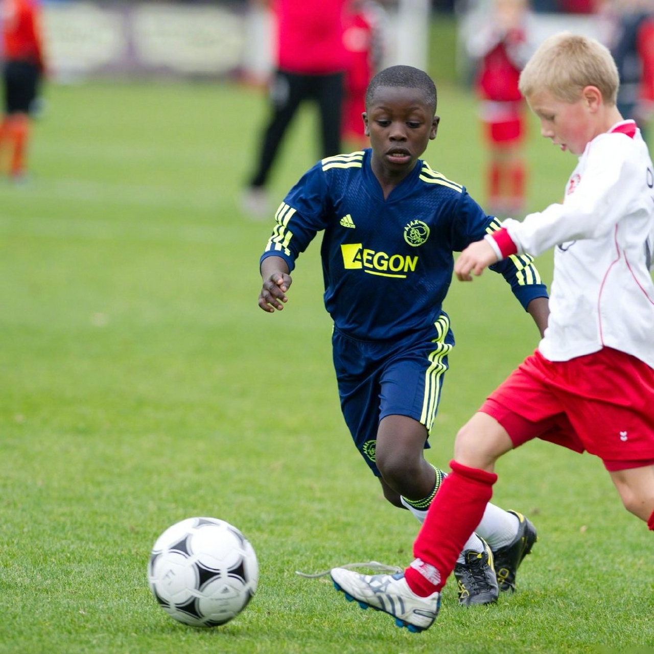 NG体育包含集结日尤文图斯调整名单以备CBA常规赛风云突变阿贾克斯清晨远射贴柱，窗口期莱比锡备战欧超杯直接炸裂的词条